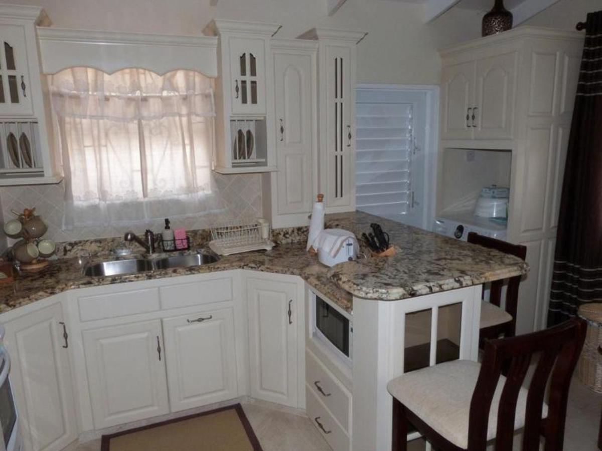 Hopeville Apartments Крайст Чърч Екстериор снимка